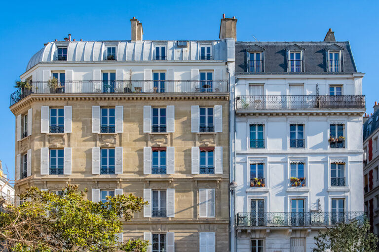 Paris,,Typical,Facade,And,Windows,,Beautiful,Building,,With,Old,Zinc